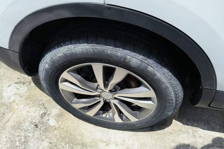 Used Geely Auto Emgrand X7 Sport 2016 1.8TD Automatic Smart Connectivity Version Exterior 5