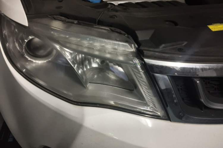 Used Geely Auto Emgrand X7 Sport 2016 1.8TD Automatic Smart Connectivity Version Exterior 6