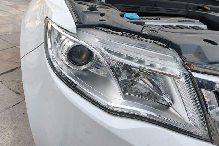 Used Geely Auto Emgrand X7 Sport 2016 1.8TD Automatic Smart Connectivity Version Exterior 6