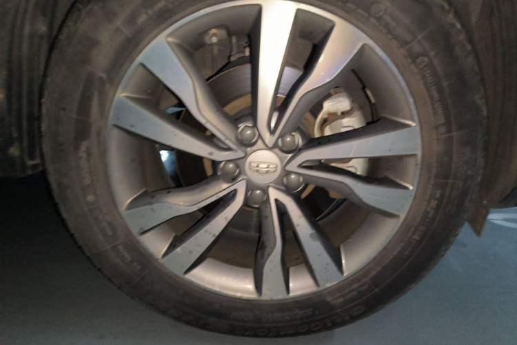 Used Geely Auto Emgrand X7 Sport 2016 1.8TD Automatic Smart Connectivity Version Exterior 7