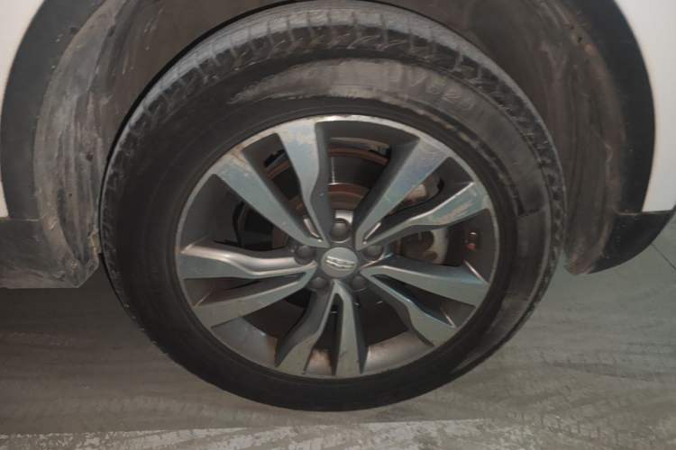 Used Geely Auto Emgrand X7 Sport 2016 1.8TD Automatic Smart Connectivity Version Exterior 7