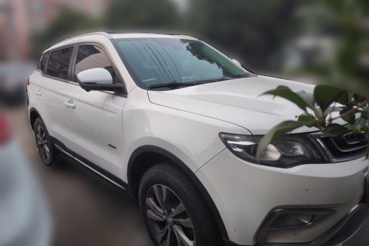 Used Geely Auto Emgrand X7 Sport 2016 1.8TD Automatic Smart Model Front Right 45 Deg