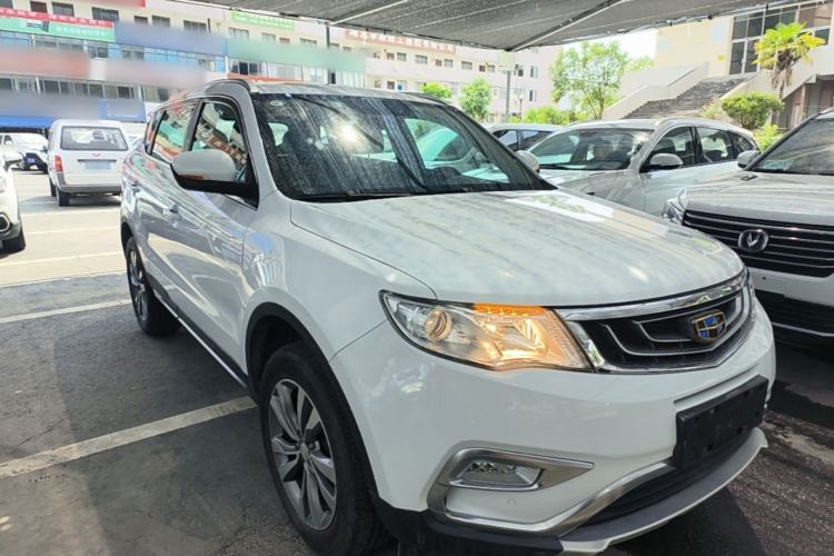 Used Geely Auto Emgrand X7 Sport 2016 2.0L Manual ZhiShang Version Front Right 45 Deg