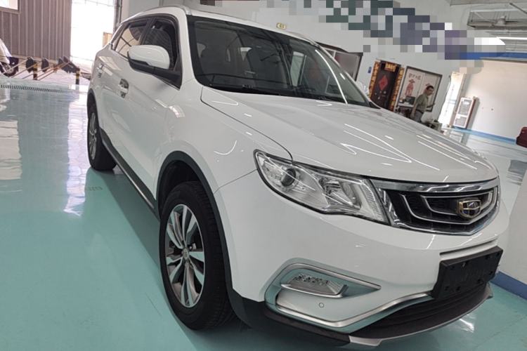 Used Geely Auto Emgrand X7 Sport 2016 2.0L Manual ZhiShang Version Front Right 45 Deg