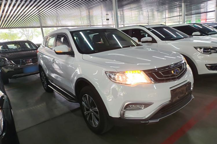 Used Geely Auto Emgrand X7 Sport 2016 2.0L Manual ZhiShang Version Front Right 45 Deg