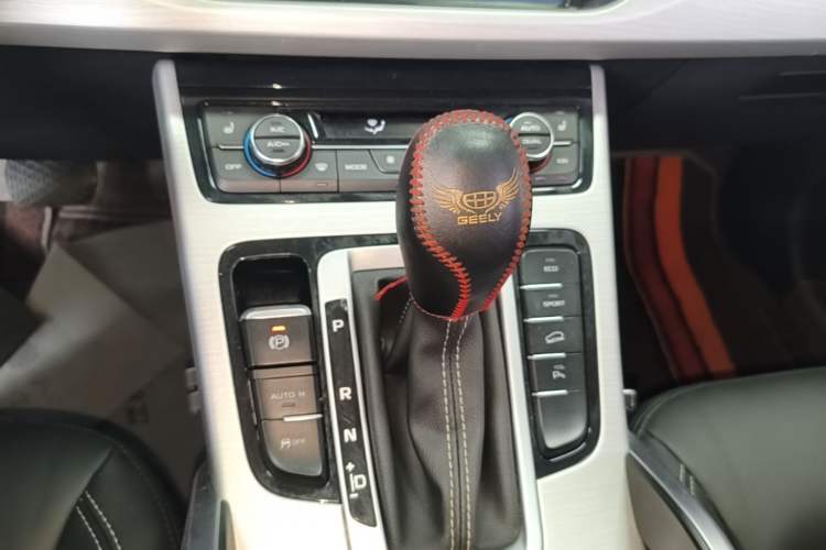 Used Geely Auto Emgrand X7 Sport 2016 1.8TD Automatic Smart Model Gear Lever