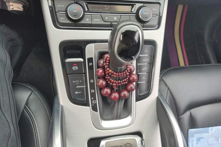 Used Geely Auto Emgrand X7 Sport 2016 1.8TD Automatic ZhiShang Model Gear Lever