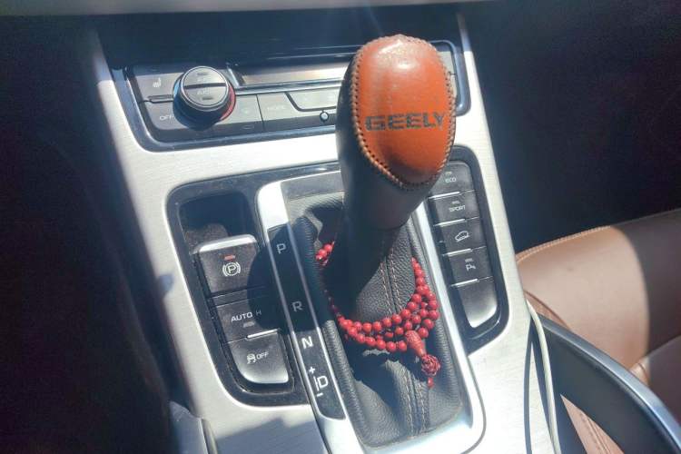 Used Geely Auto Emgrand X7 Sport 2016 1.8TD Automatic ZhiZun Version Gear Lever