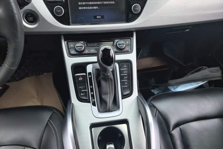 Used Geely Auto Emgrand X7 Sport 2016 1.8TD Automatic Smart Model Gear Lever