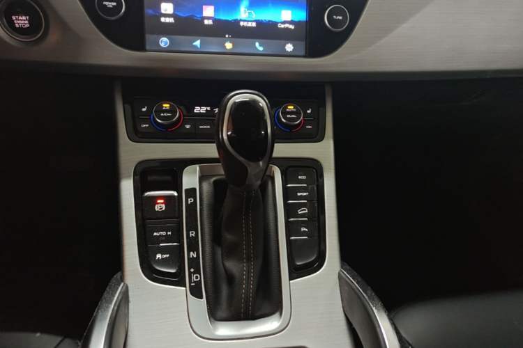 Used Geely Auto Emgrand X7 Sport 2016 1.8TD Automatic Smart Model Gear Lever