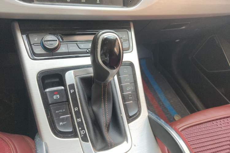 Used Geely Auto Emgrand X7 Sport 2016 1.8TD Automatic ZhiZun Version Gear Lever