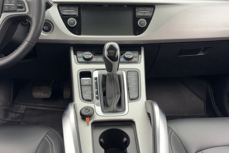 Used Geely Auto Emgrand X7 Sport 2016 1.8TD Automatic Smart Model Gear Lever