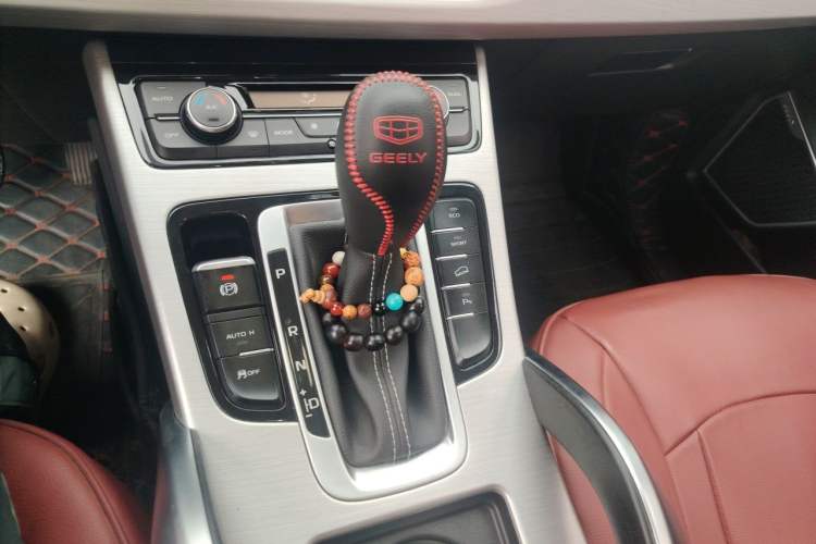 Used Geely Auto Emgrand X7 Sport 2016 1.8TD Automatic ZhiShang Model Gear Lever
