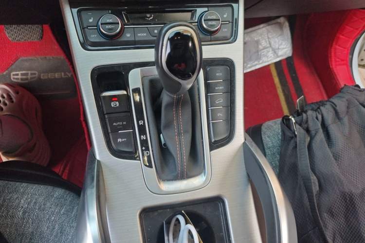 Used Geely Auto Emgrand X7 Sport 2016 1.8TD Automatic ZhiZun Version Gear Lever