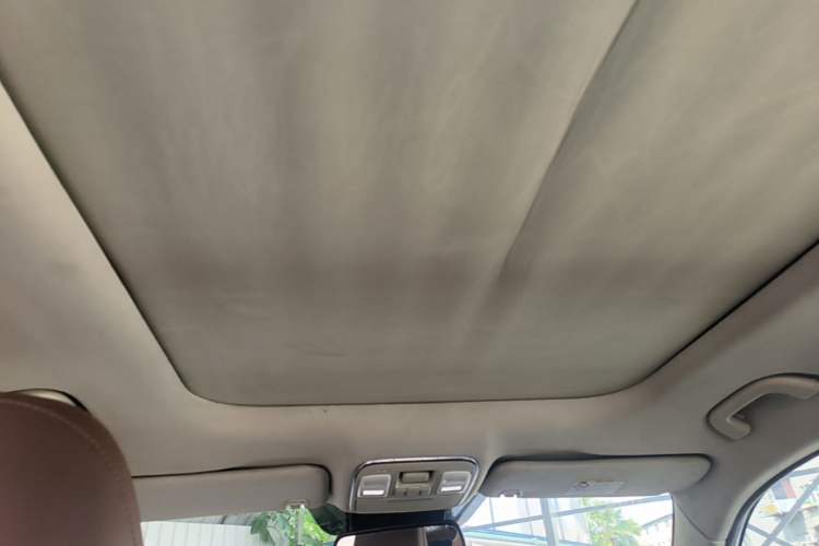 Used Geely Auto Emgrand X7 Sport 2016 1.8TD Automatic ZhiZun Version Headliner