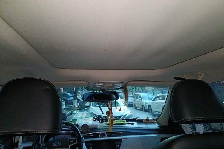 Used Geely Auto Emgrand X7 Sport 2016 1.8TD Automatic Smart Connectivity Version Headliner