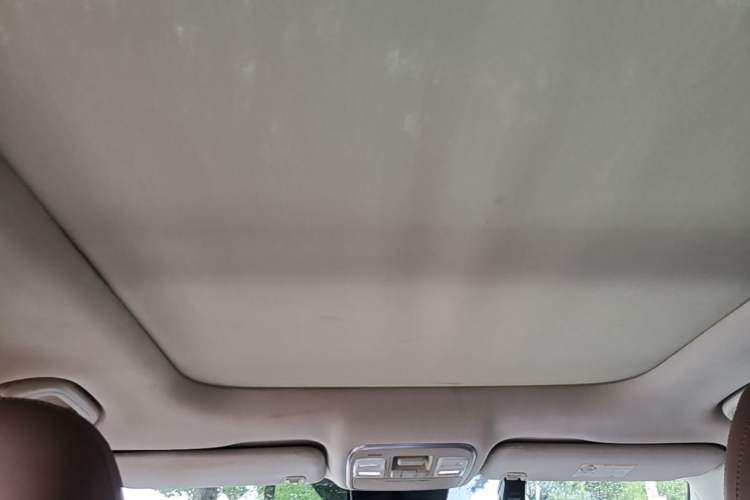 Used Geely Auto Emgrand X7 Sport 2016 1.8TD Automatic ZhiZun Version Headliner