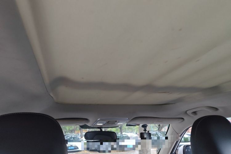 Used Geely Auto Emgrand X7 Sport 2016 1.8TD Automatic ZhiShang Model Headliner