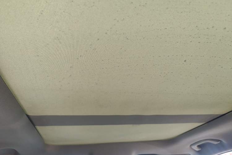 Used Geely Auto Emgrand X7 Sport 2016 1.8TD Automatic Smart Model Headliner
