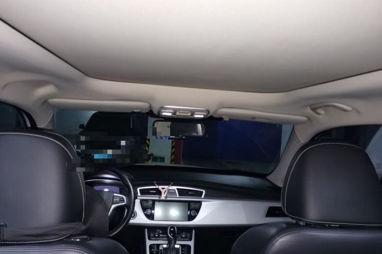 Used Geely Auto Emgrand X7 Sport 2016 1.8TD Automatic Smart Model Headliner