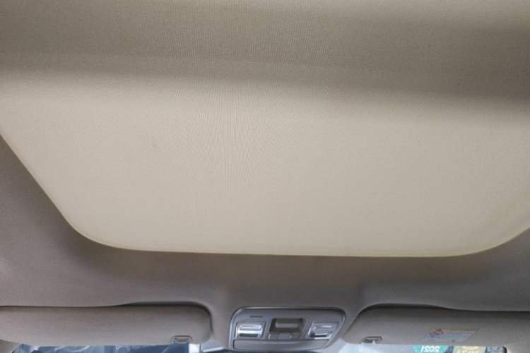 Used Geely Auto Emgrand X7 Sport 2016 1.8TD Automatic ZhiShang Model Headliner