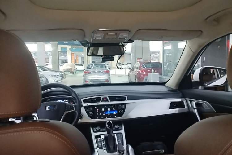 Used Geely Auto Emgrand X7 Sport 2016 1.8TD Automatic ZhiZun Version Headliner