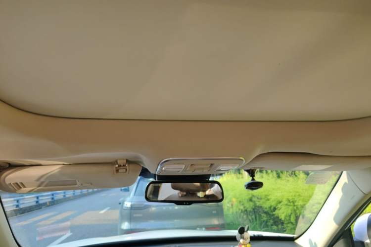 Used Geely Auto Emgrand X7 Sport 2016 1.8TD Automatic ZhiZun Version Headliner