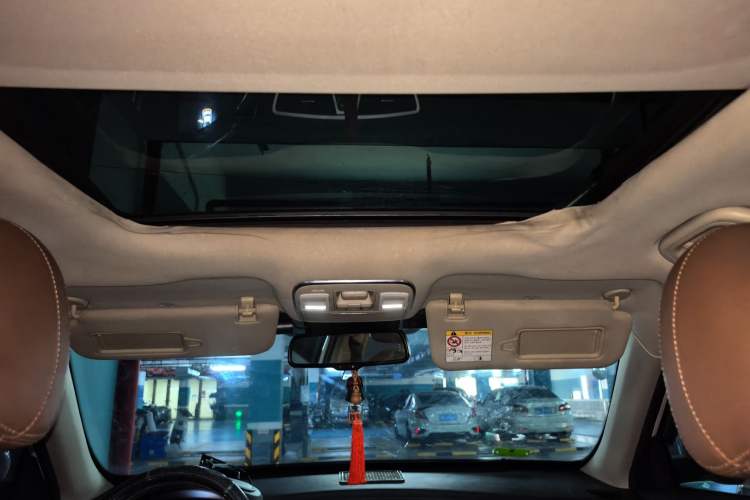 Used Geely Auto Emgrand X7 Sport 2016 1.8TD Automatic ZhiZun Version Headliner