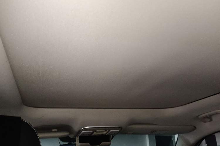 Used Geely Auto Emgrand X7 Sport 2016 1.8TD Automatic Smart Connectivity Version Headliner