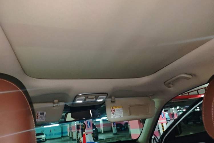 Used Geely Auto Emgrand X7 Sport 2016 1.8TD Automatic ZhiZun Version Headliner