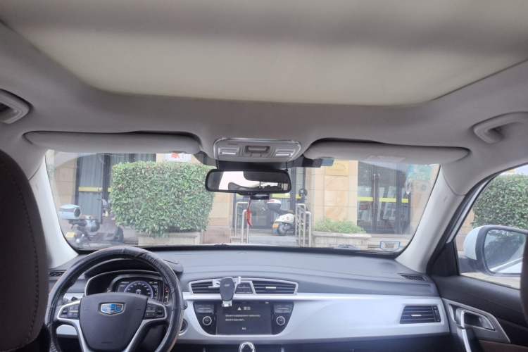 Used Geely Auto Emgrand X7 Sport 2016 1.8TD Automatic ZhiZun Version Headliner