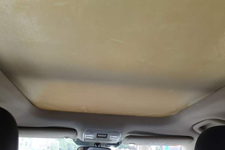 Used Geely Auto Emgrand X7 Sport 2016 1.8TD Automatic ZhiShang Model Headliner