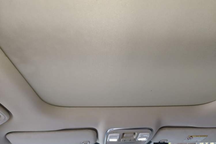 Used Geely Auto Emgrand X7 Sport 2016 1.8TD Automatic ZhiZun Version Headliner