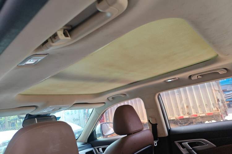 Used Geely Auto Emgrand X7 Sport 2016 1.8TD Automatic ZhiZun Version Headliner