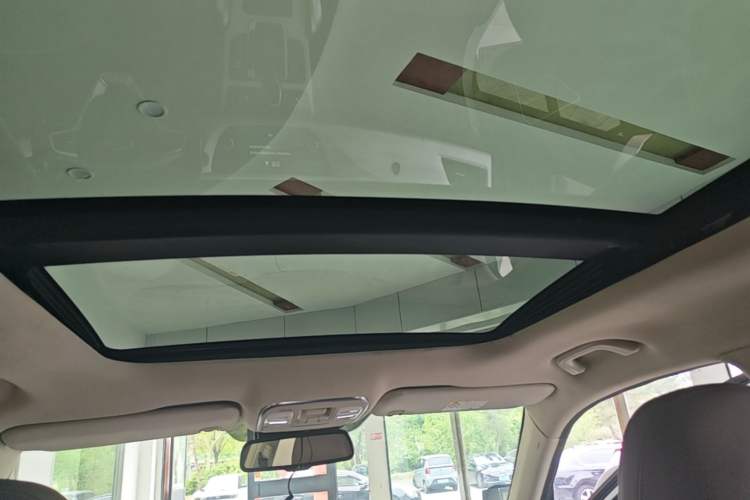 Used Geely Auto Emgrand X7 Sport 2016 1.8TD Automatic ZhiZun Version Headliner