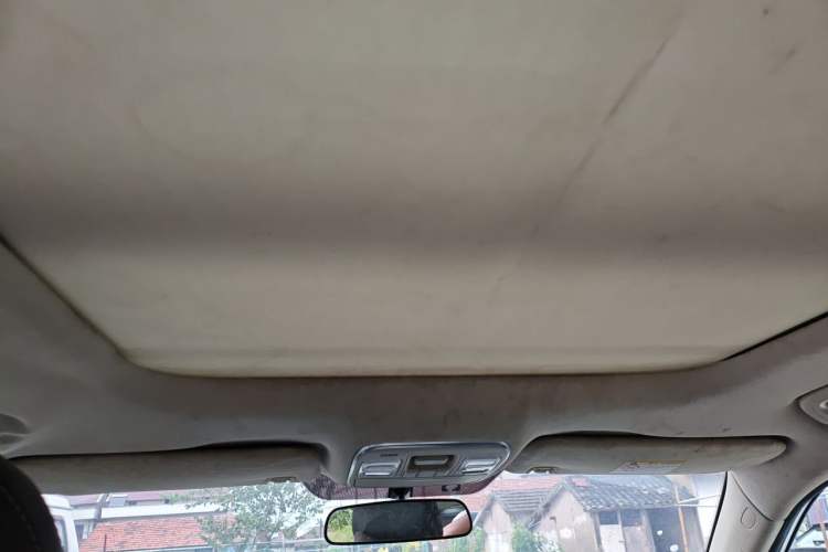 Used Geely Auto Emgrand X7 Sport 2016 2.0L Manual ZhiShang Version Headliner