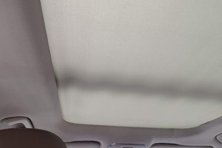 Used Geely Auto Emgrand X7 Sport 2016 1.8TD Automatic ZhiZun Version Headliner