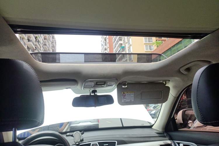 Used Geely Auto Emgrand X7 Sport 2016 1.8TD Automatic Smart Connectivity Version Headliner
