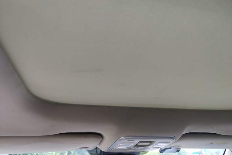 Used Geely Auto Emgrand X7 Sport 2016 1.8TD Automatic ZhiZun Version Headliner