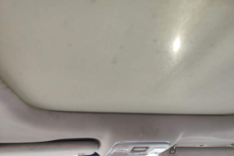 Used Geely Auto Emgrand X7 Sport 2016 2.0L Manual ZhiShang Version Headliner