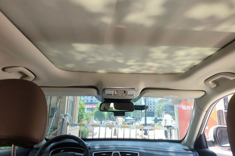 Used Geely Auto Emgrand X7 Sport 2016 1.8TD Automatic ZhiZun Version Headliner