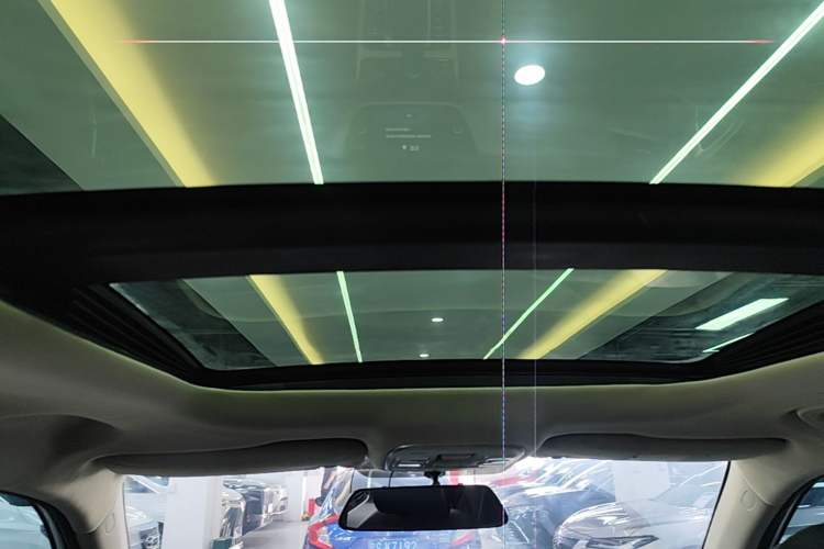Used Geely Auto Emgrand X7 Sport 2016 1.8TD Automatic Smart Connectivity Version Headliner