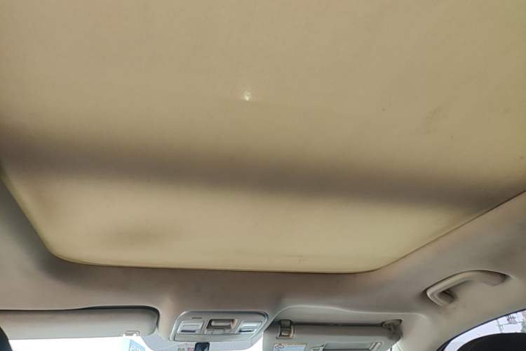 Used Geely Auto Emgrand X7 Sport 2016 2.0L Manual ZhiShang Version Headliner