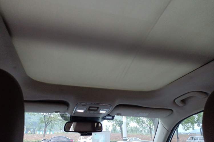 Used Geely Auto Emgrand X7 Sport 2016 1.8TD Automatic ZhiZun Version Headliner