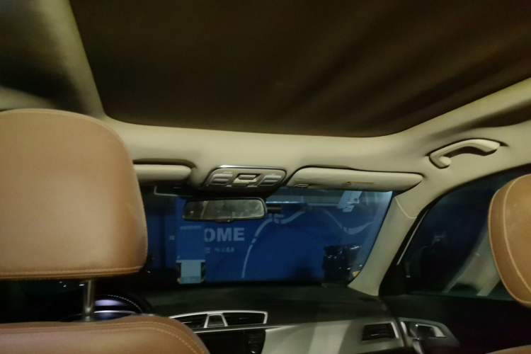 Used Geely Auto Emgrand X7 Sport 2016 1.8TD Automatic ZhiZun Version Headliner