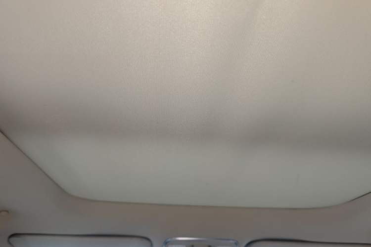 Used Geely Auto Emgrand X7 Sport 2016 1.8TD Automatic Smart Model Headliner