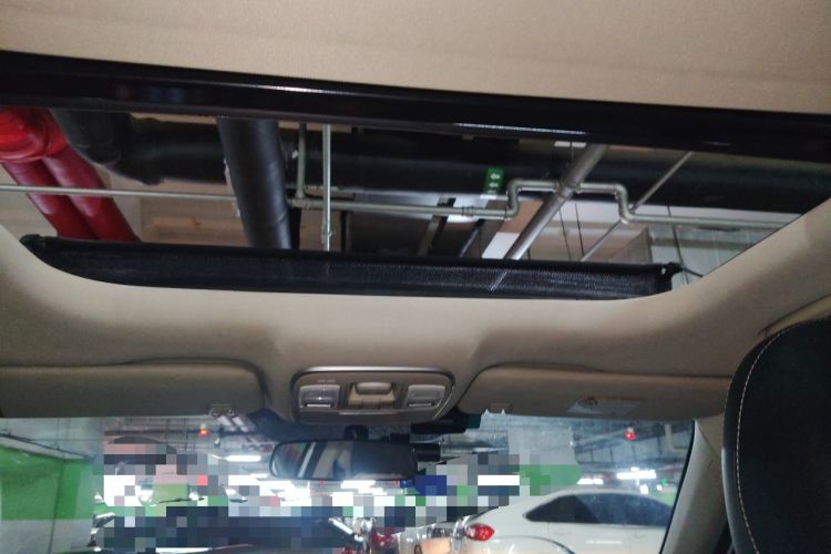 Used Geely Auto Emgrand X7 Sport 2016 1.8TD Automatic Smart Connectivity Version Headliner