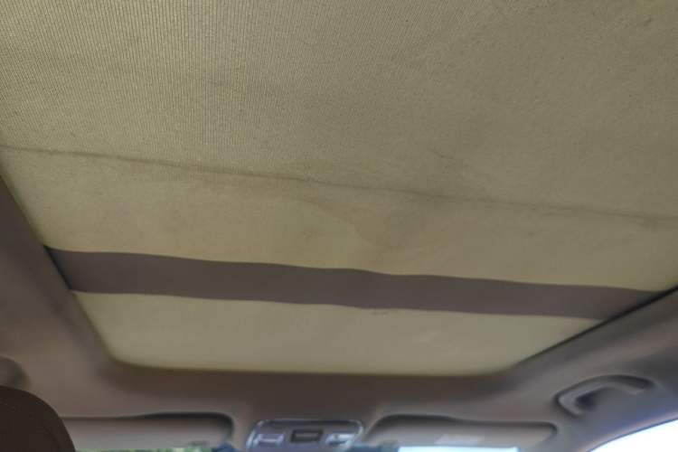 Used Geely Auto Emgrand X7 Sport 2016 1.8TD Automatic ZhiZun Version Headliner