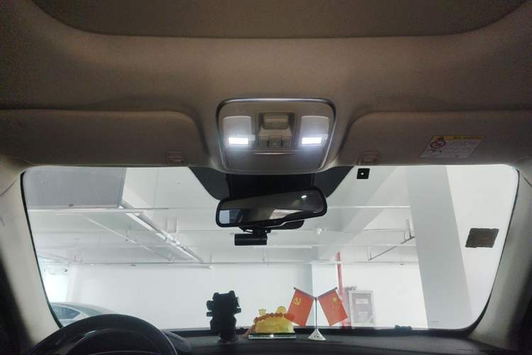 Used Geely Auto Emgrand X7 Sport 2016 1.8TD Automatic ZhiZun Version Headliner