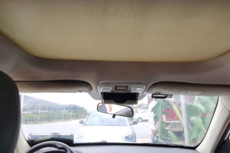 Used Geely Auto Emgrand X7 Sport 2016 2.0L Manual ZhiShang Version Headliner